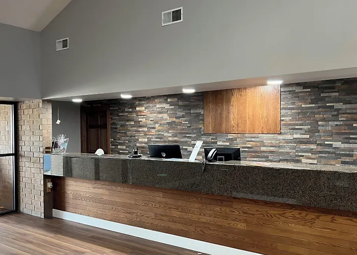 Americinn By Wyndham Marshfield