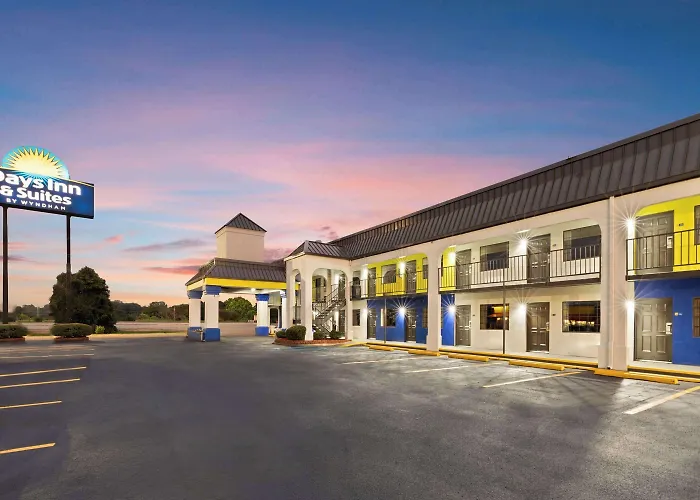 Days Inn & Suites By Wyndham Vicksburg