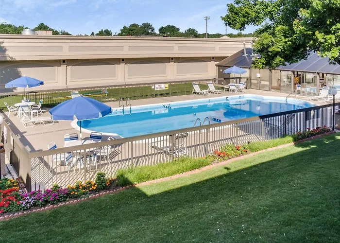 Clarion Inn