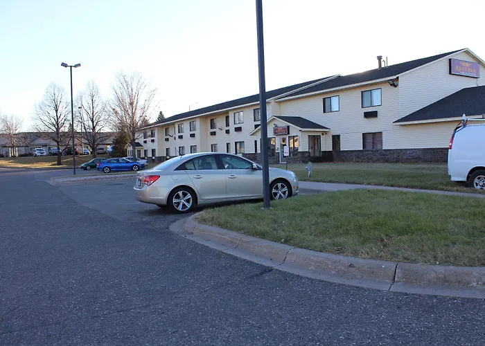 Coratel Inn And Suites Maple Grove
