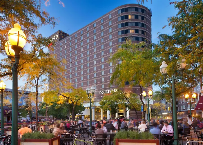 Courtyard By Marriott Minneapolis Downtown