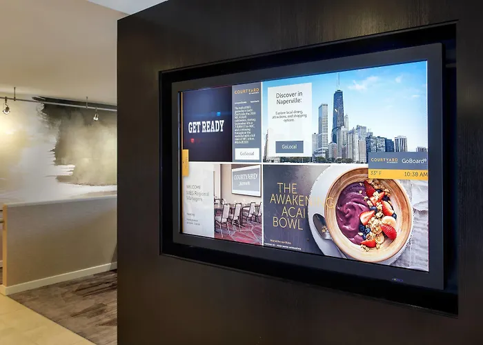Courtyard By Marriott Chicago Naperville