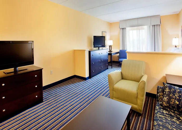 Holiday Inn Express & Suites Wilmington-Newark By Ihg