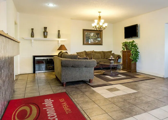 Econo Lodge Topeka