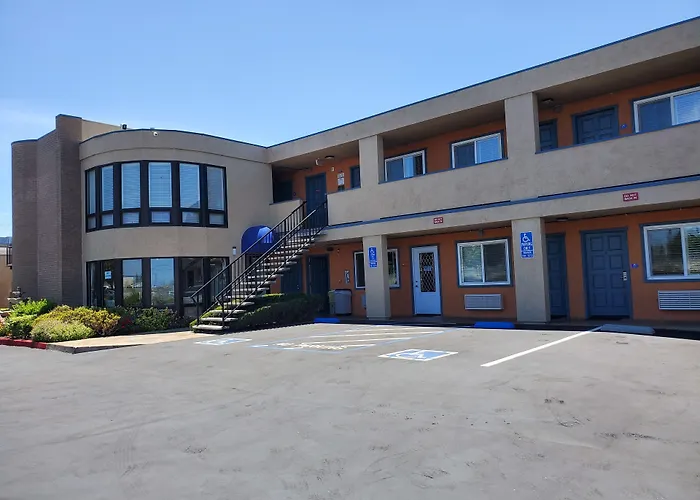 Good Living Inn