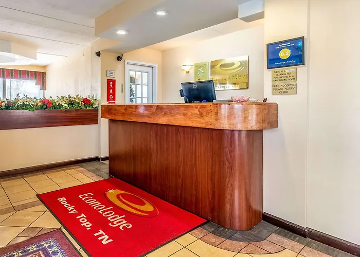 Econo Lodge Rocky Top