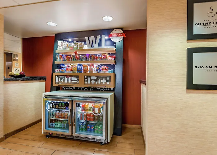Hampton Inn Milwaukee Airport