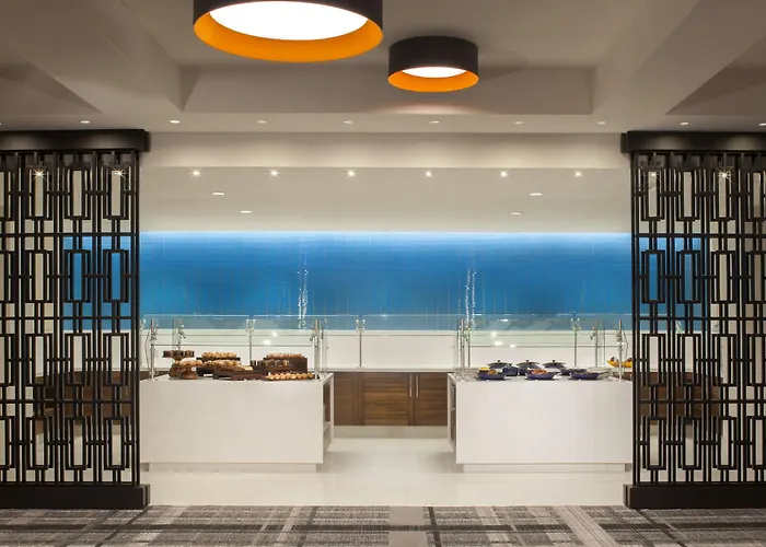 Hyatt Regency Los Angeles International Airport