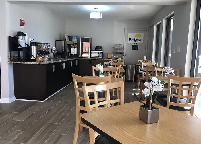 Days Inn By Wyndham Douglasville-Atlanta-Fairburn Road