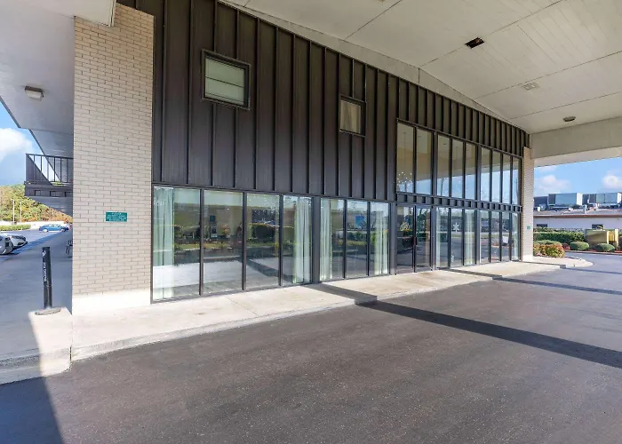 Days Inn By Wyndham Florence/I-95 North