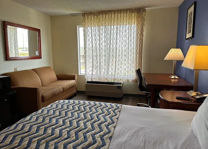 Travelodge By Wyndham Fort Wayne North