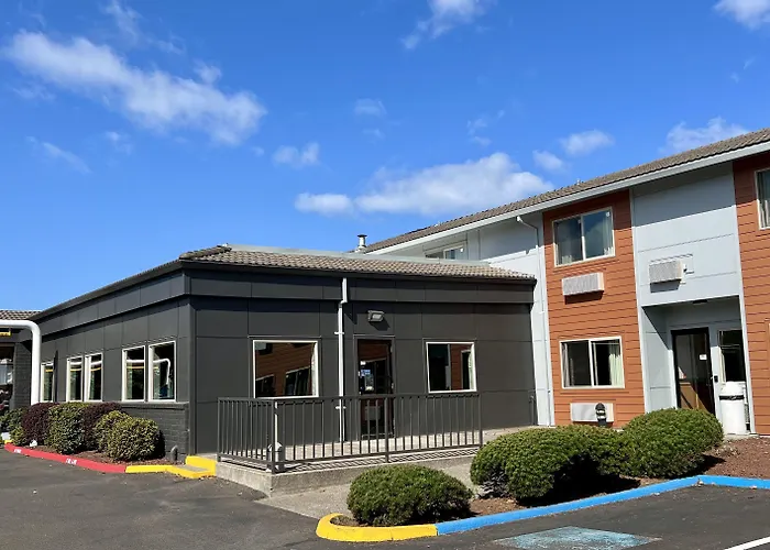 The Tillamook Inn
