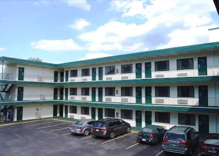 Travelodge By Wyndham Chambersburg