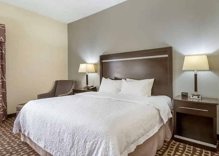 Hampton Inn West