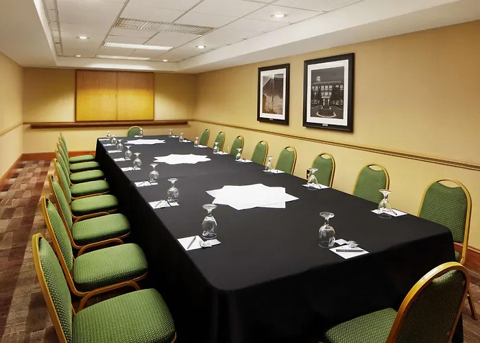 Embassy Suites By Hilton Greensboro Airport