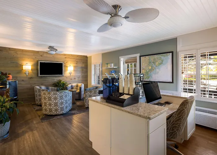 Best Western Sea Island Inn