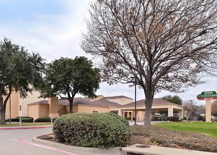 Courtyard By Marriott Dallas Northwest