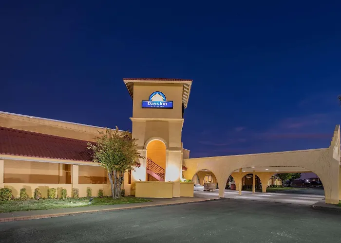 Days Inn By Wyndham Del Rio