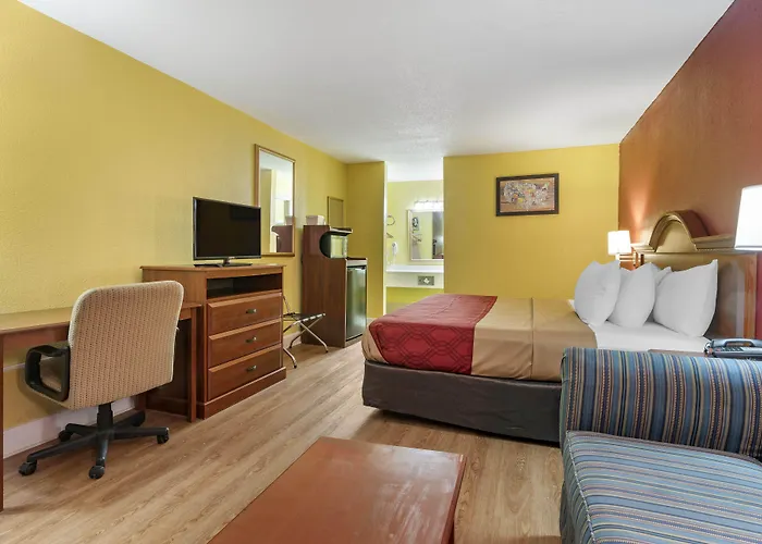 Econo Lodge Douglas