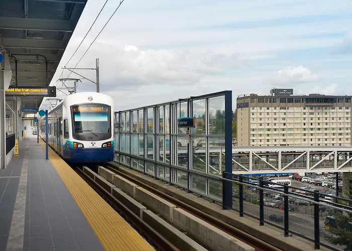 Skybridge Seattle Airport Hotel