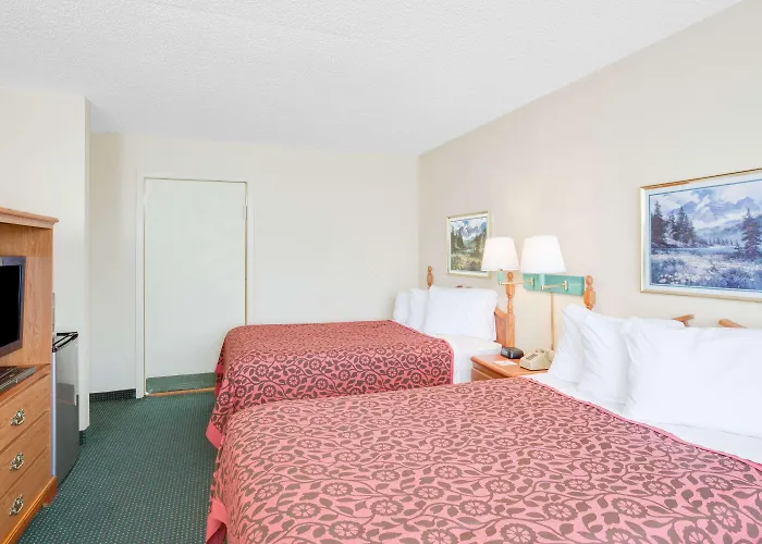 Days Inn By Wyndham Newport
