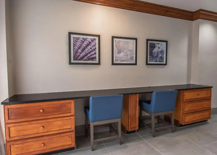 Doubletree By Hilton New Bern - Riverfront
