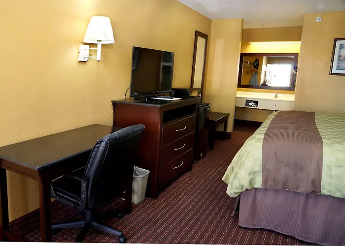 Executive Inn Opp