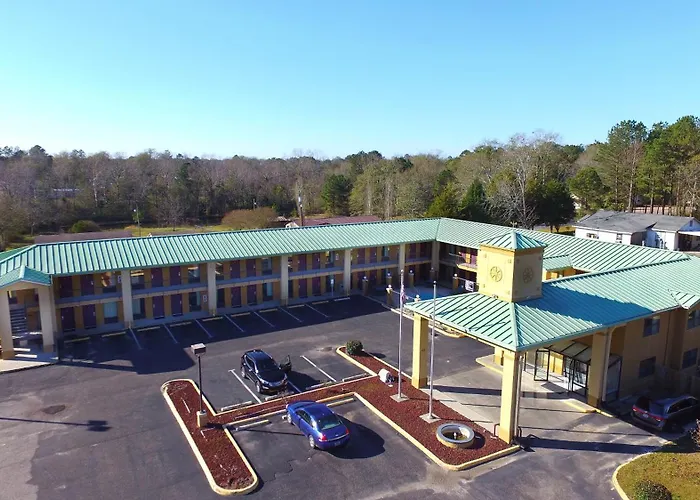 Executive Inn Opp