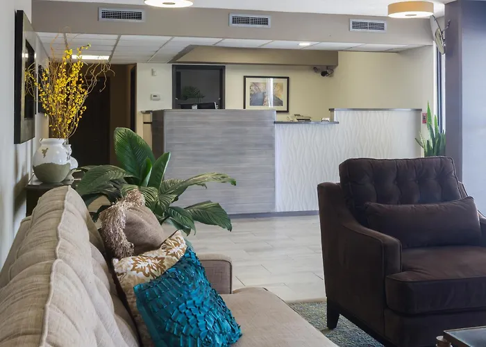 Marina Inn & Suites Chalmette-New Orleans
