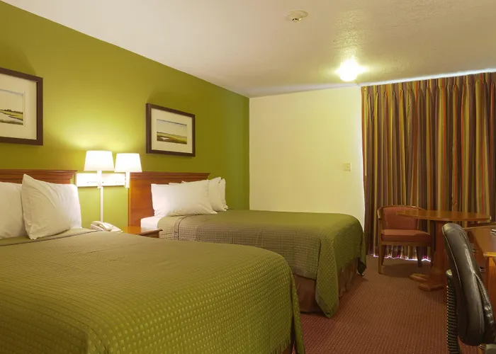Marina Inn & Suites Chalmette-New Orleans