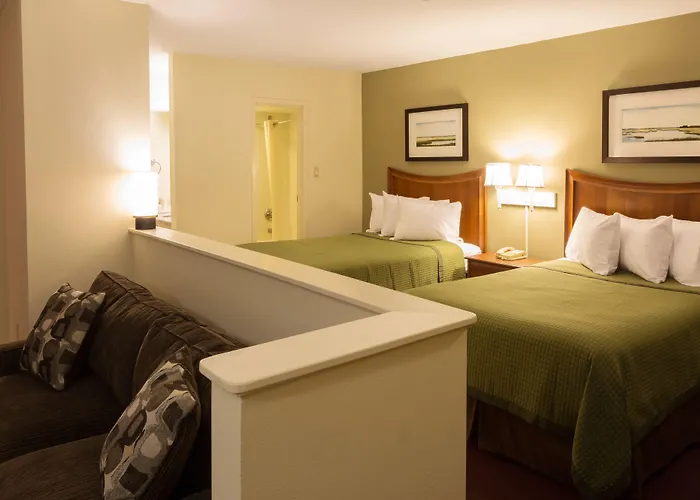 Marina Inn & Suites Chalmette-New Orleans