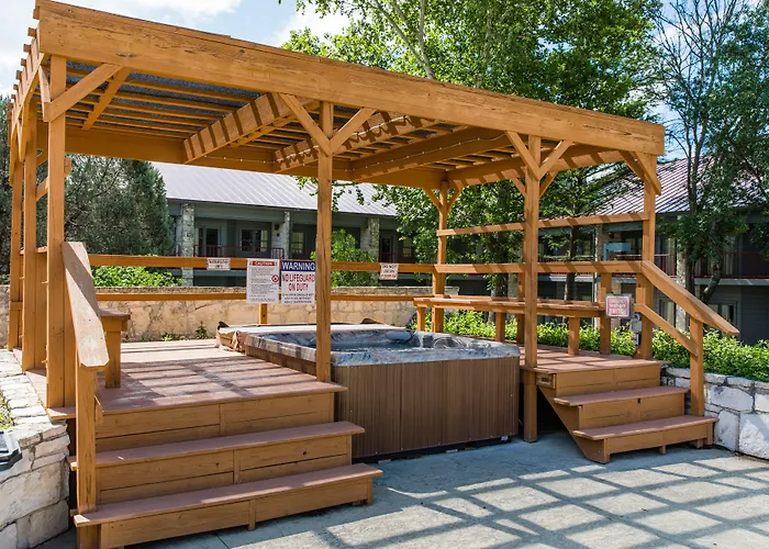 Y O Ranch Hotel And Conference Center