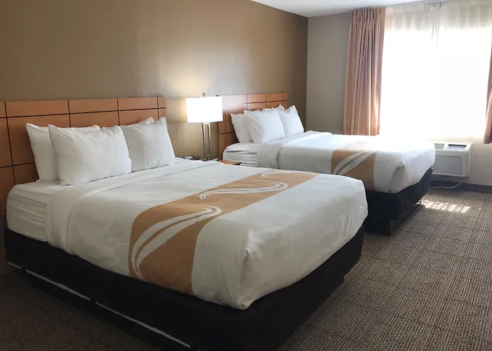 Quality Inn & Suites Springfield Southwest Near I-72