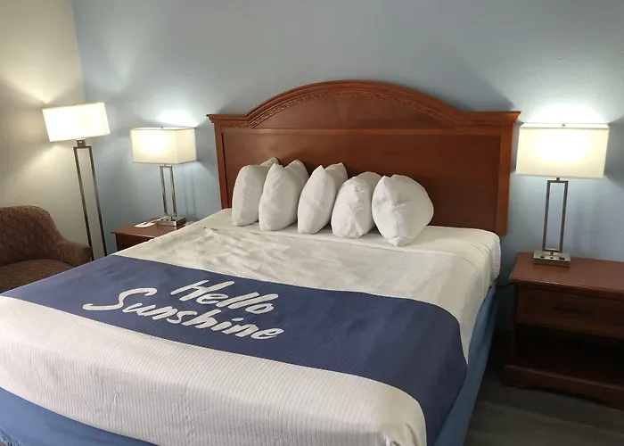 Days Inn By Wyndham Shorter