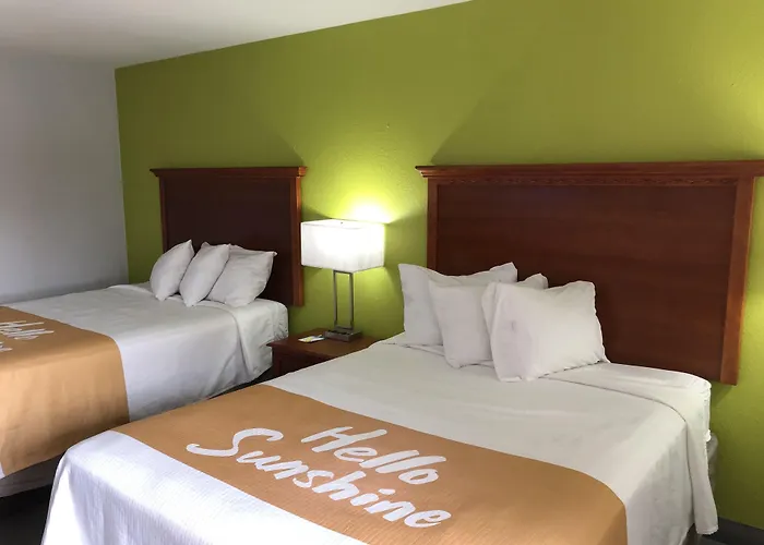 Days Inn By Wyndham Shorter