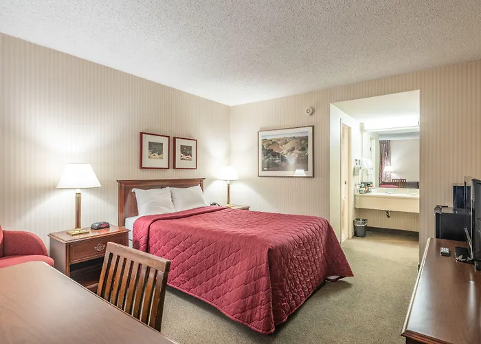 University Place Hotel And Conference Center
