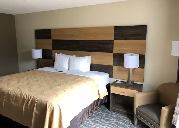 Quality Inn & Suites Lafayette I-65