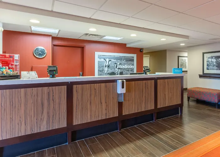 Hampton Inn Madison East Towne Mall Area