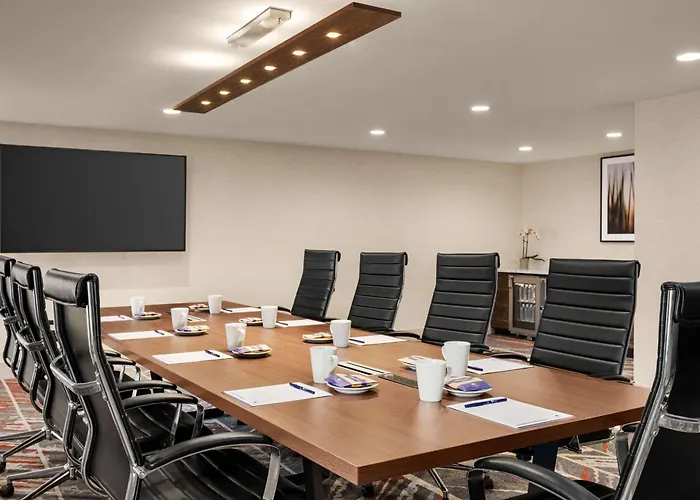 Doubletree By Hilton Columbus Dublin