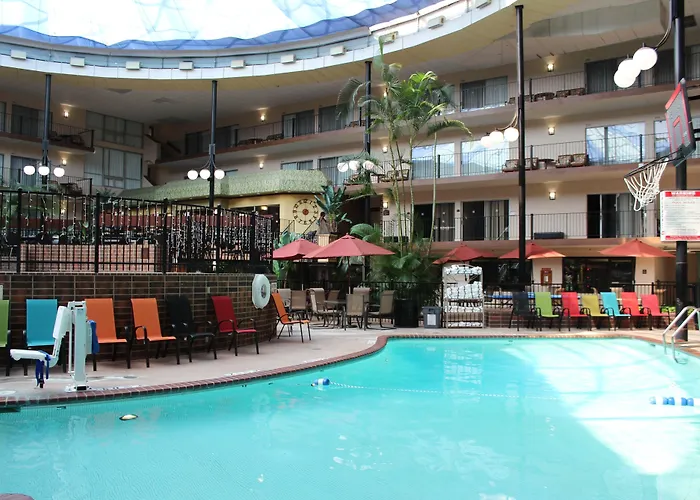 Holiday Inn Des Moines-Airport Conf Center By Ihg