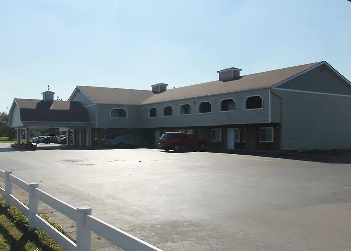 Days Inn By Wyndham Davenport Ia