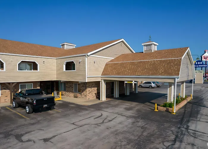 Days Inn By Wyndham Davenport Ia