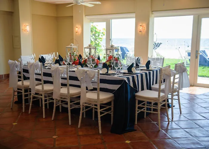 Edgewater Beach Hotel