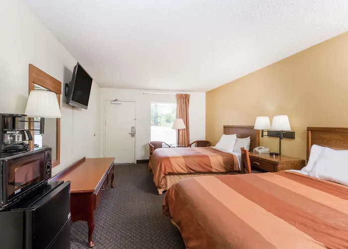 Days Inn By Wyndham Fort Payne
