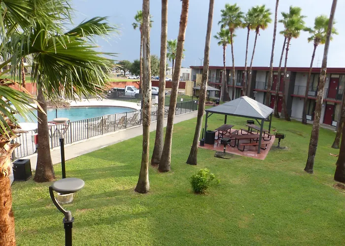 Red Roof Inn Corpus Christi North - Near Downtown