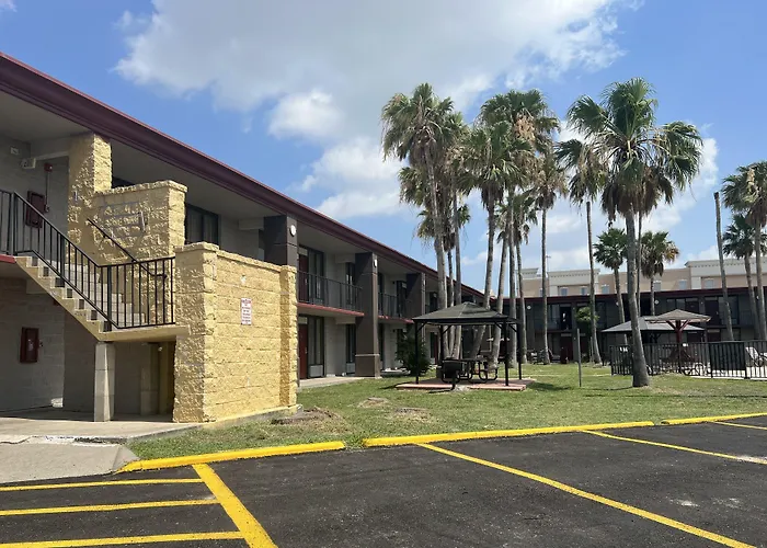 Red Roof Inn Corpus Christi North - Near Downtown