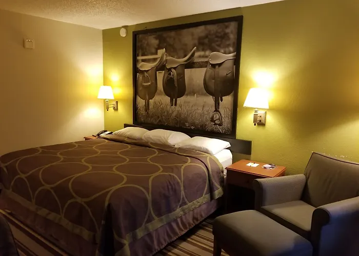 Super 8 By Wyndham Longview/North