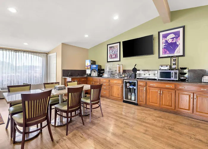 Best Western Catalina Inn