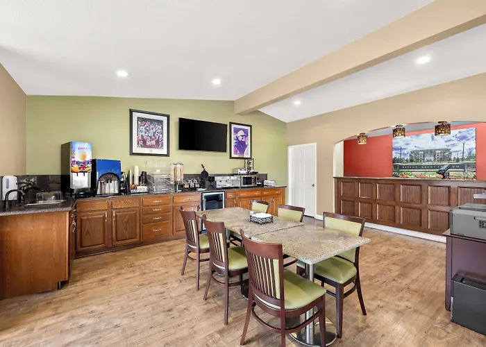 Best Western Catalina Inn