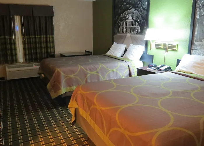 Super 8 By Wyndham Grand Prairie North